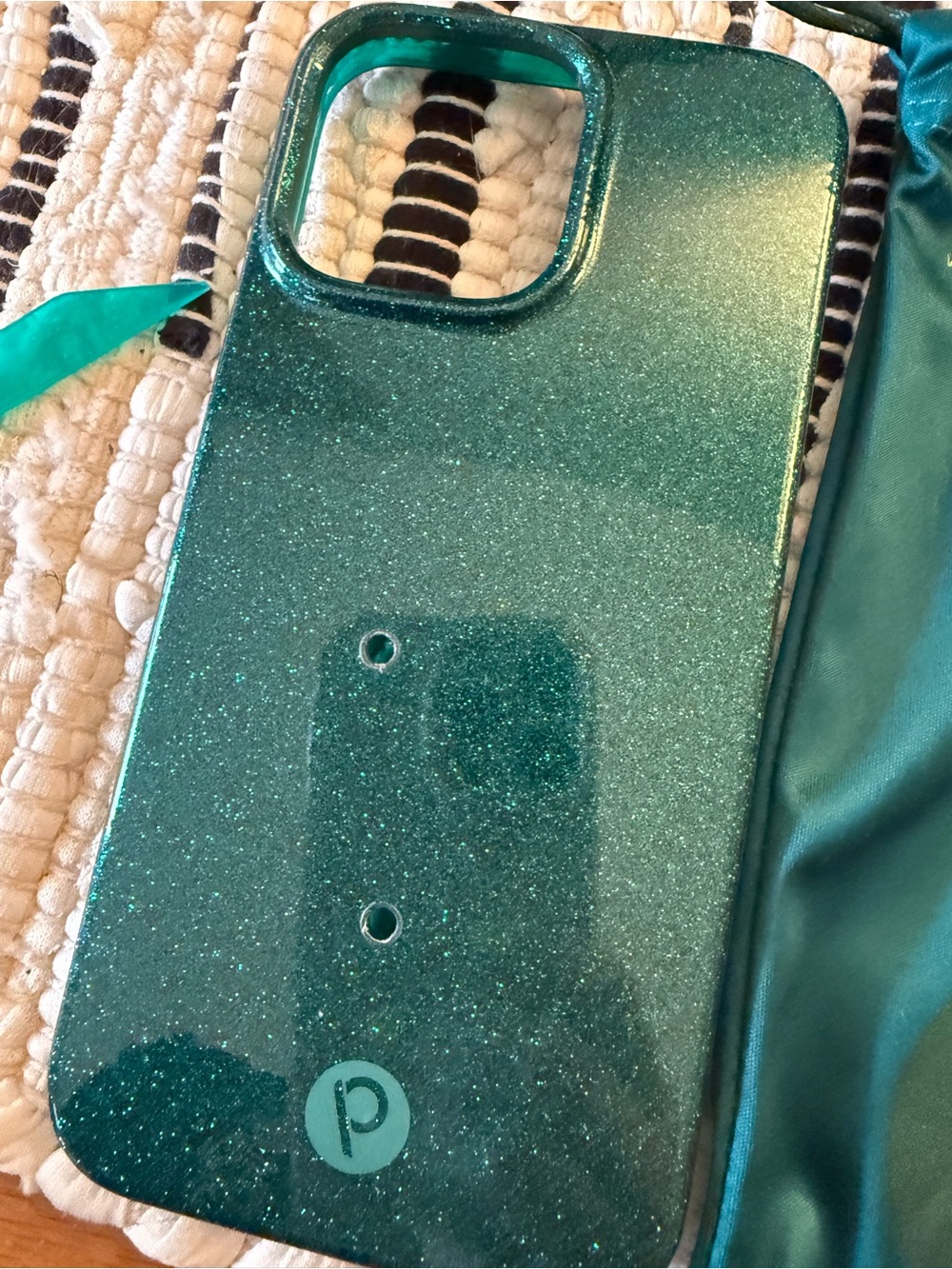 Loopy Case - Picture 2 of 4